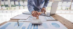 Calculating taxes scaled